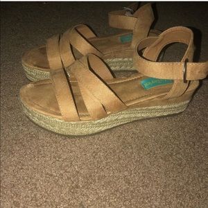 Brand new platform sandals never worn